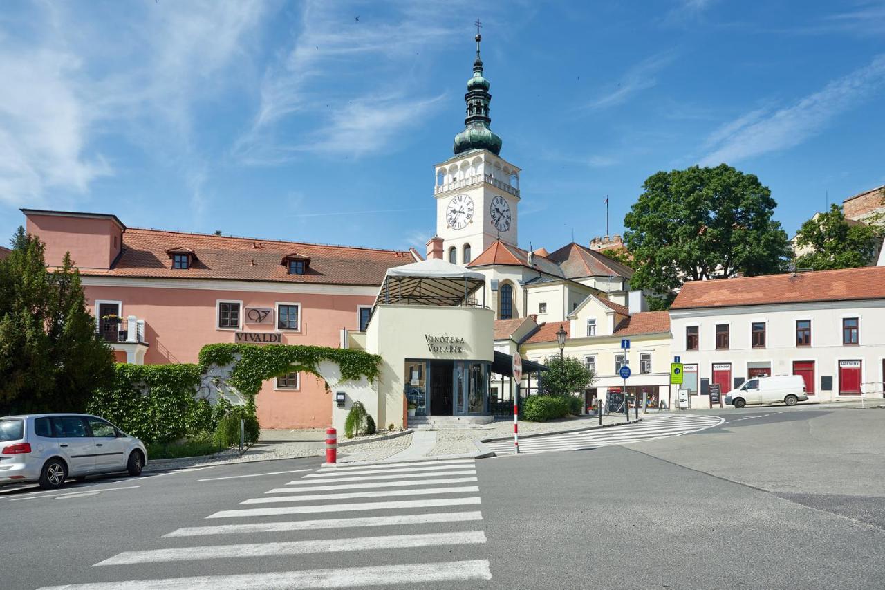 Vivaldi Apartments Mikulov Extérieur photo