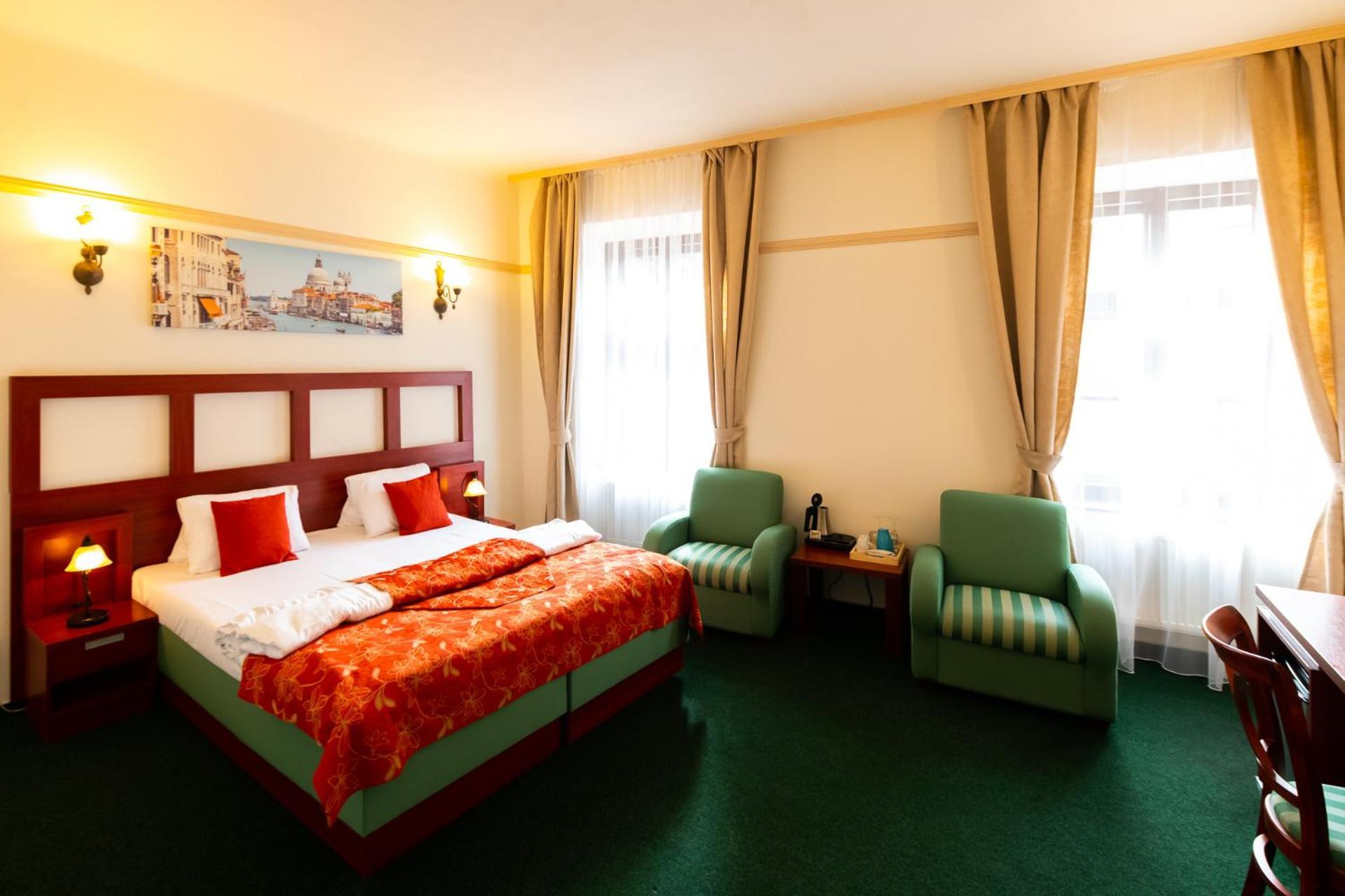 Vivaldi Apartments Mikulov Extérieur photo