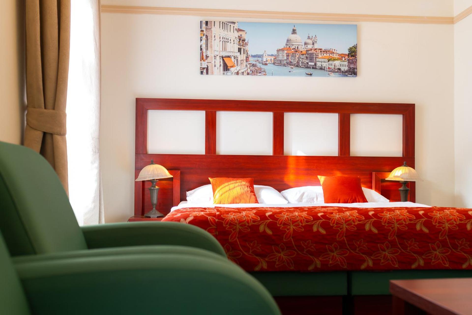 Vivaldi Apartments Mikulov Extérieur photo
