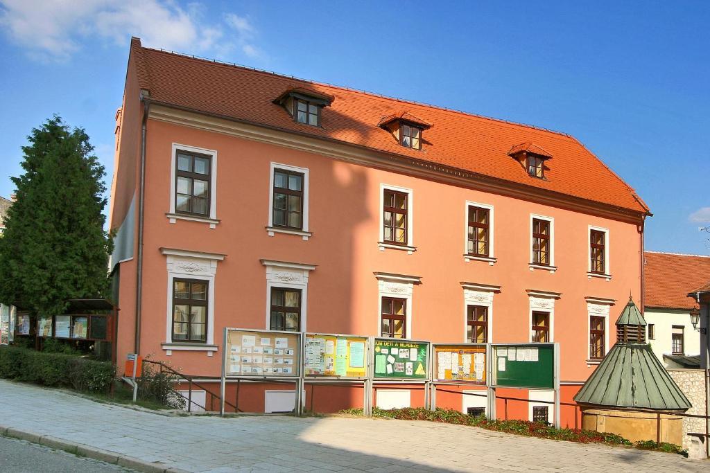 Vivaldi Apartments Mikulov Extérieur photo